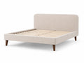 Letto matrimoniale in tessuto beige con gambe in legno